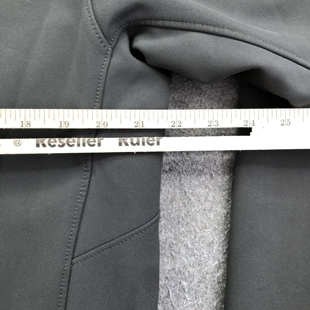The North Face Jacket Mens Medium Gray Softshell Fleece Full Zip Hiking Outdoor
